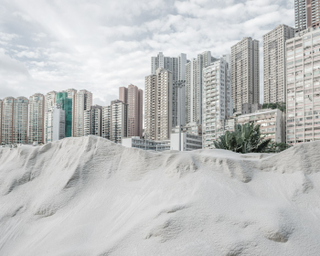 Illustration for article titled These Eerie Photos Make Megacities Look Totally Deserted